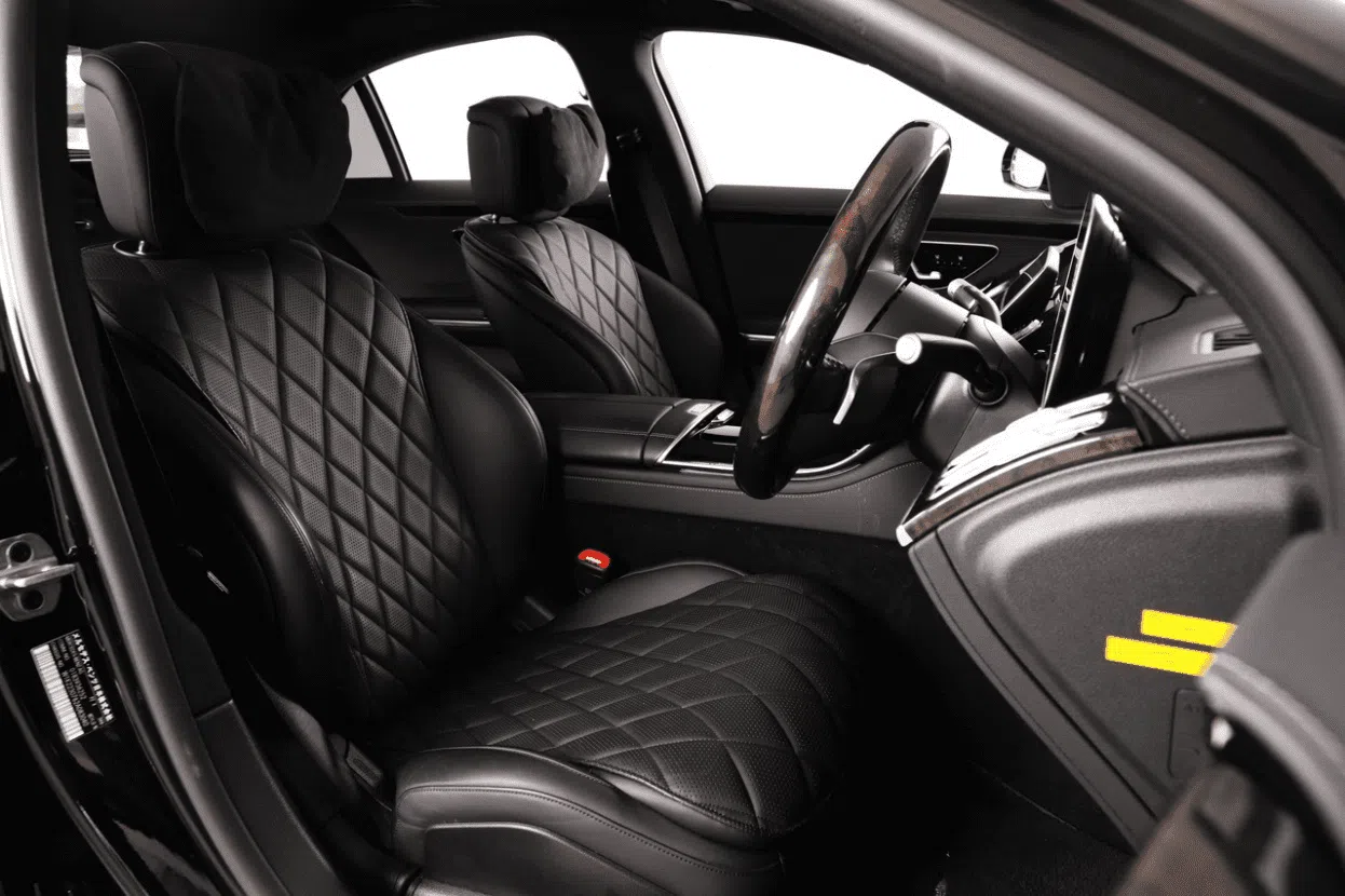 Luxury 2 in Picture1 with Combined Chauffeured Cars